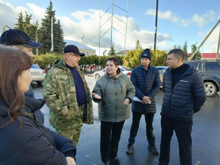 31 октября в Сурском состоялась предварительная общественная муниципальная приемка работ по благоустройству пешего маршрута «Промзинское кольцо» - объекта-победителя Всероссийского конкурса проектов создания комфортной городской среды в малых городах и ис. 31 октября в Сурском состоялась предварительная общественная муниципальная приемка работ по благоустройству пешего маршрута «Промзинское кольцо» - объекта-победителя Всероссийского конкурса проектов создания комфортной городской среды в малых городах и ис.