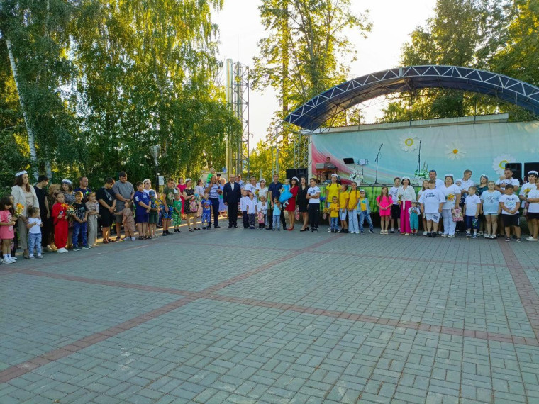 Провели день семьи. Провели день семьи.